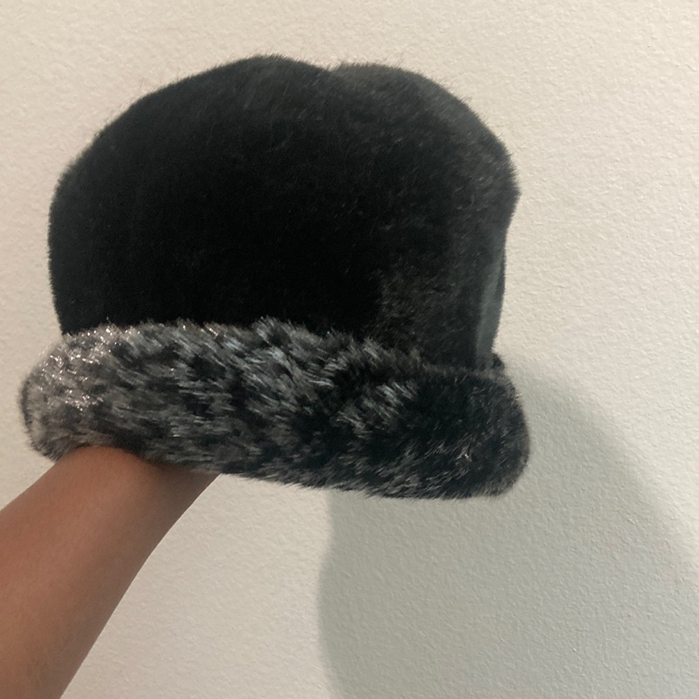 Black and gray,fury hat